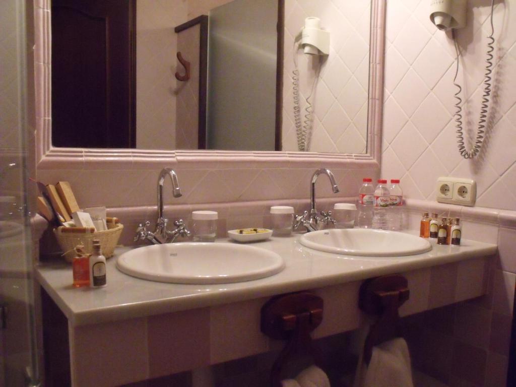 Hostal La Panavera El Perello  Bilik gambar
