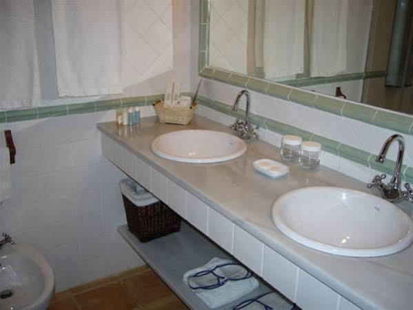 Hostal La Panavera El Perello  Luaran gambar